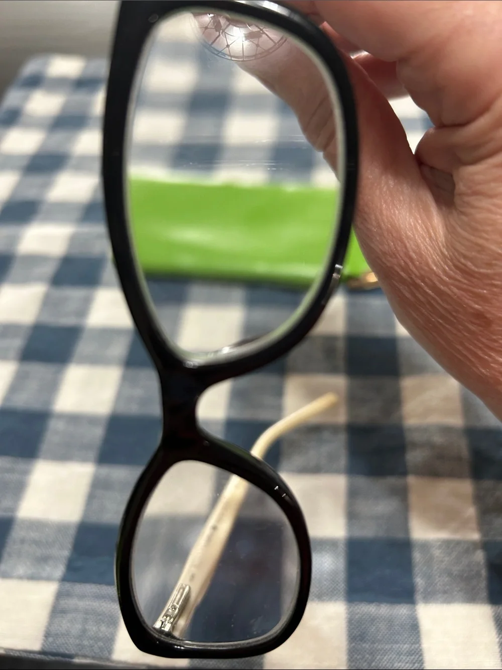 kate spade Black Frame Reading Glasses with Green Case